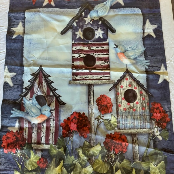 5 Seasonal Outdoor Flags - 2 Large + 3 Garden Size - Picture 6 of 11